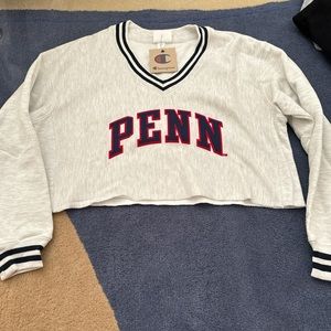 University of Pennsylvania Cropped Champion V-Neck Sweatshirt